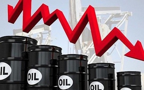 Giá xăng dầu hôm nay 28/10: Thị trường trong nước giảm nhẹ